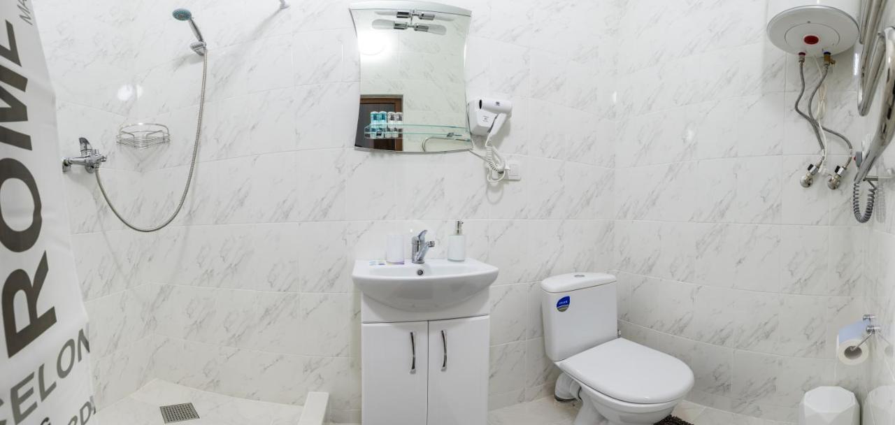 Апартаменти в Старому Місті Sweet House Каменец-Подольский Экстерьер фото